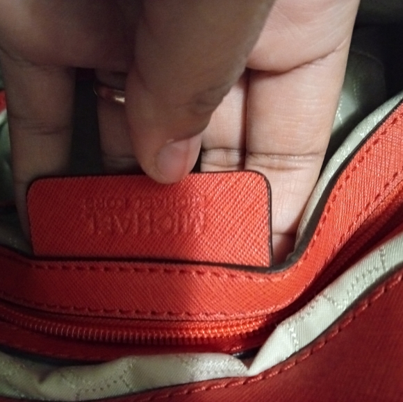 Michael Kors bag - Picture 14 of 15